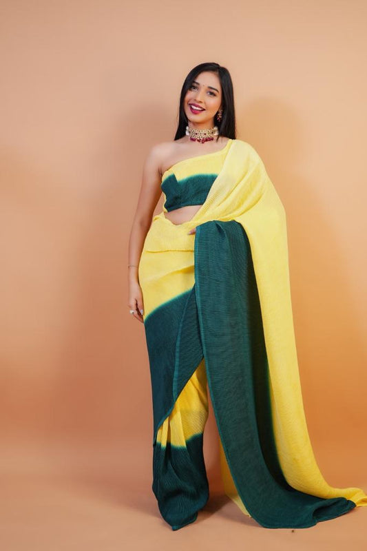 Most Beautiful 1 Min Sarees With Padding Shades and Pleated blouse